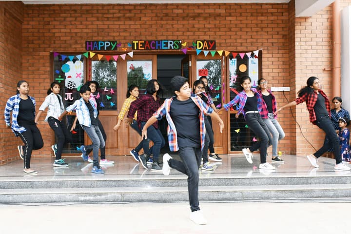 notre-dame-academy-huskur-bangalore-admission-fee-affiliation